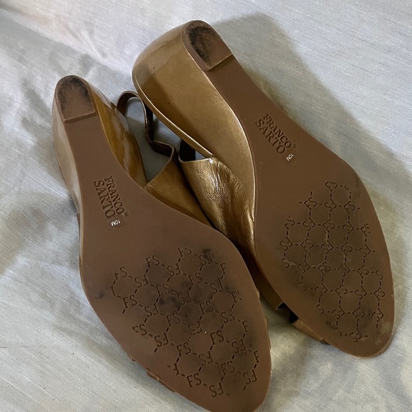 Franco Sarto size 10 metallic gold tone Wedge Slingback Sandals - Picture 4 of 16